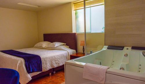 King Room with Spa Bath