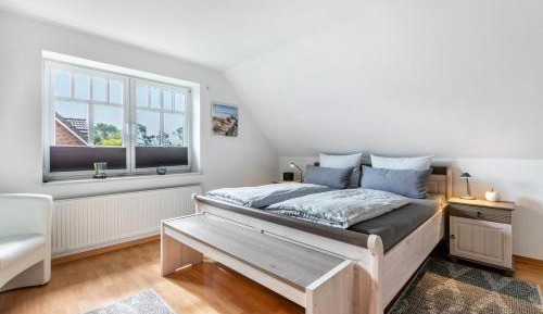 Superior One-Bedroom Apartment