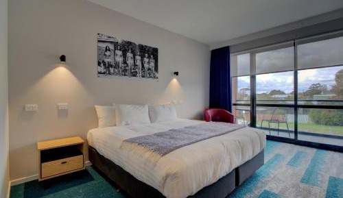 King Room with Balcony