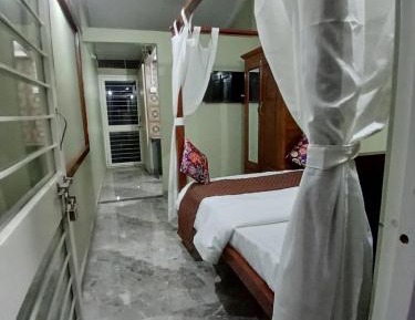 King Room with Pool View