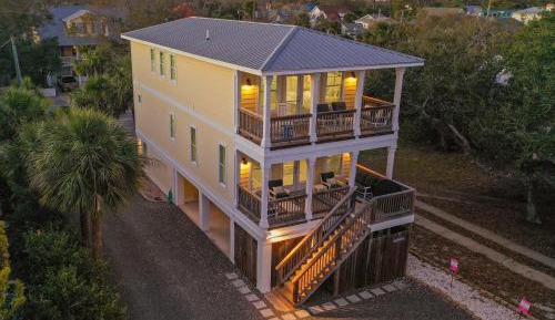 Four-Bedroom Vacation Home