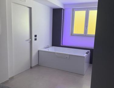 Double Room with Spa Bath