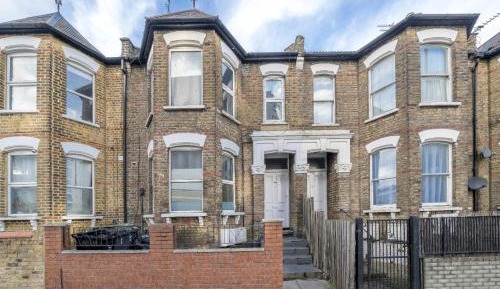 Two-Bedroom Apartment with City View