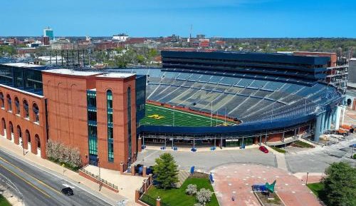 Two-Bedroom Apartment with Balcony