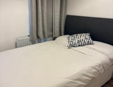 Single Room with Private Bathroom