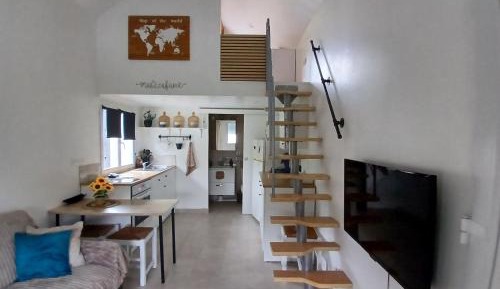 One-Bedroom House