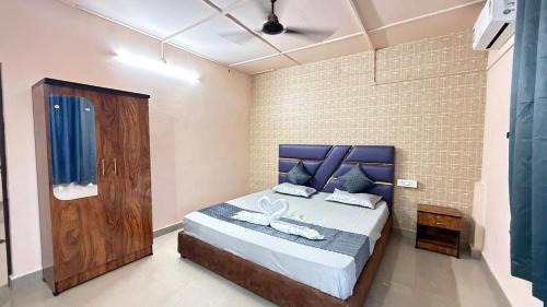 Apartment with City View