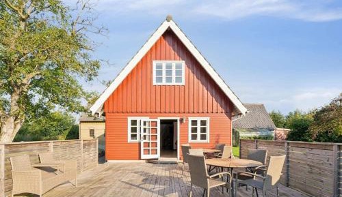 Two-Bedroom Holiday Home