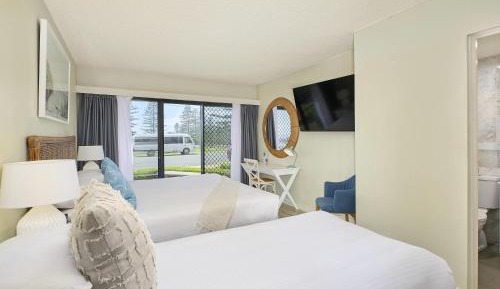 Superior King Room with Ocean View