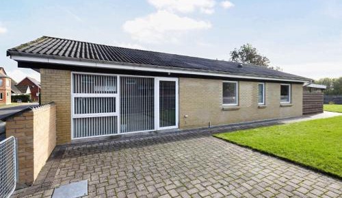 Three-Bedroom Vacation Home 