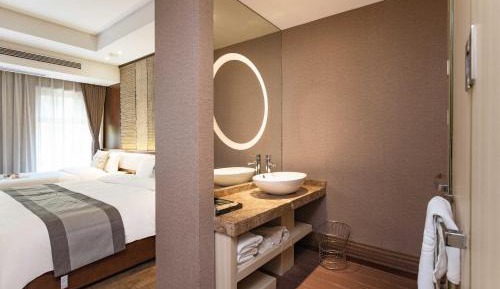 Standard Family Room