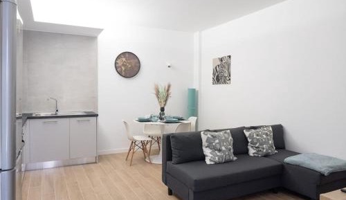 One-Bedroom Apartment