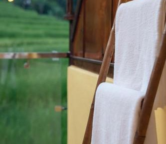 Deluxe Double or Twin Room with Mountain View