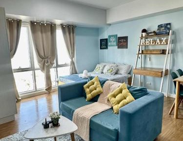 Studio Apartment with Sea View