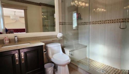 Triple Room with Private Bathroom