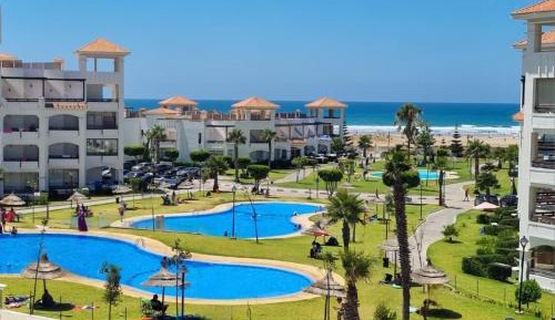 Apartment with Garden View