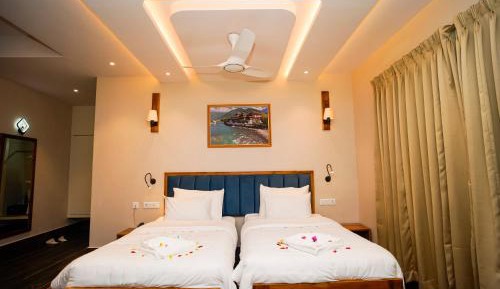 Junior Suite with Balcony