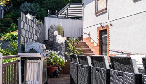 Superior One-Bedroom Apartment with Balcony