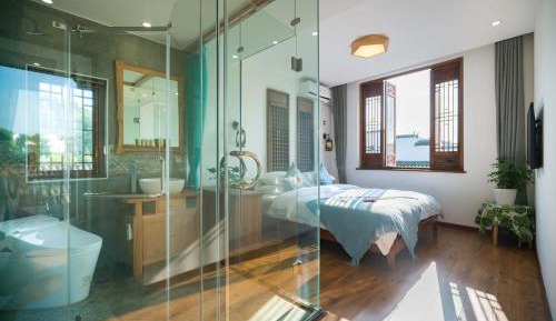 Double Room with Mountain View