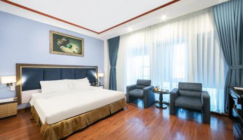 Deluxe Suite