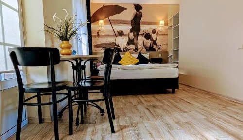 Studio Apartment