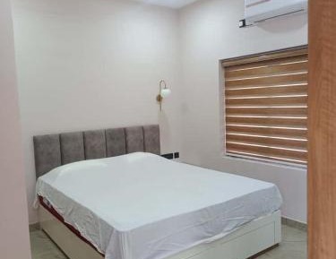 Deluxe One-Bedroom Apartment