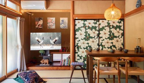 Villa with Garden View