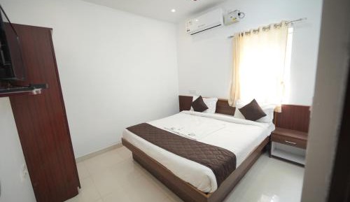 Two-Bedroom Apartment with City View