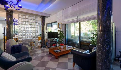 Comfort Quadruple Room