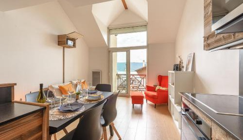 Apartment with View and Balcony