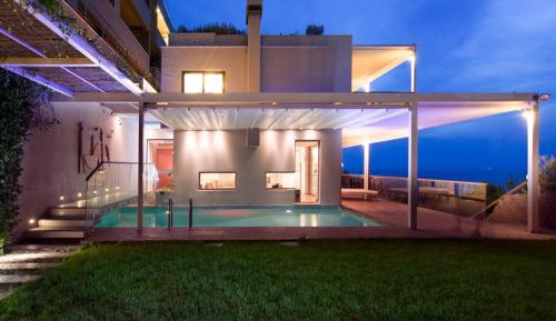 Deluxe Villa