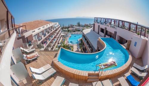 Double Room with Sea View and Sharing Pool