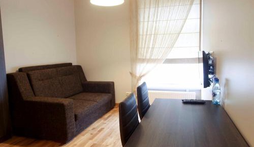 Studio Apartment (2 Adults)