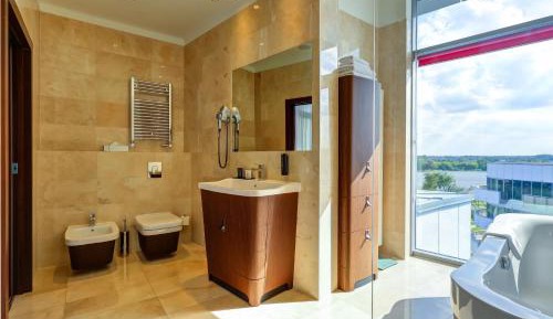 Luxury Apartment