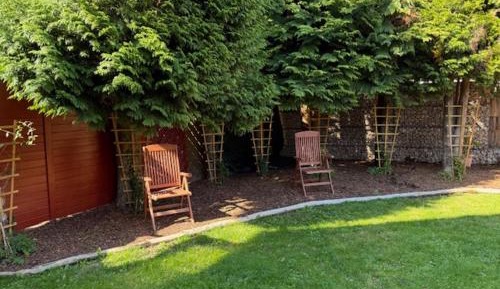 One-Bedroom Apartment with Garden