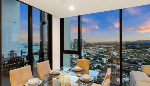 Two-Bedroom Deluxe Apartment with Balcony