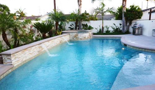 Six-Bedroom Holiday Home