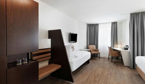 Triple Use King Guest Room with City View