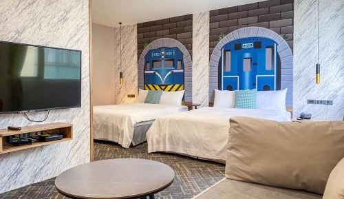 Deluxe Quadruple Room