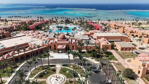 Double or Twin Room with Partial Sea View