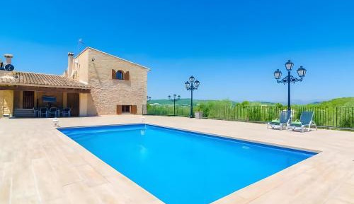 Villa with Garden View