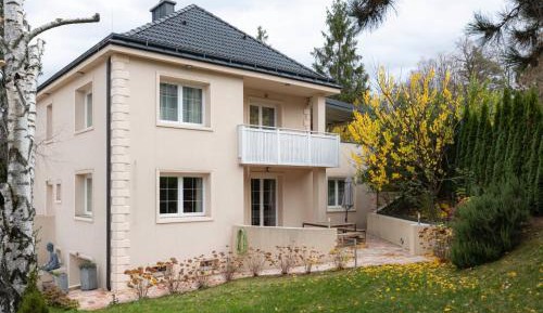 Four-Bedroom Vacation Home