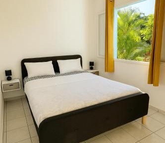 Queen Room with Garden View