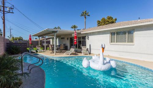 Five-Bedroom Holiday Home