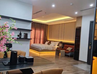 Studio with Spa Bath