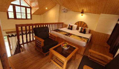 Quadruple Room with Mountain View