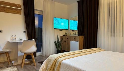 King Room with Lake View