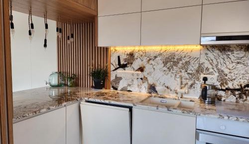 One-Bedroom Apartment with Garden