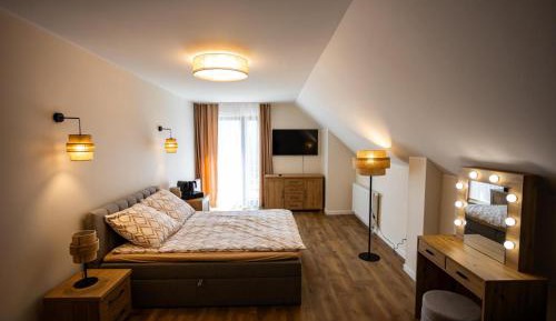 Deluxe Double Room with Shower