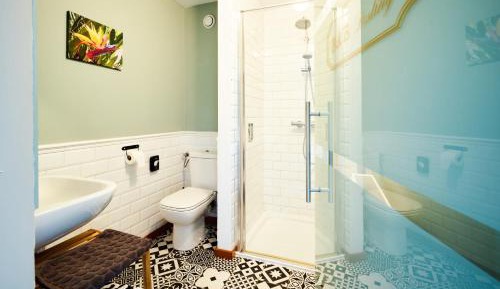 Double Room with Private Bathroom